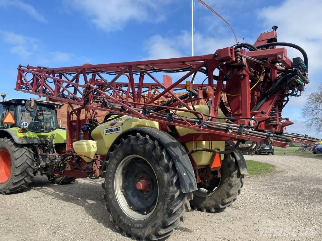 Hardi Commander 3200 牵引式喷雾机