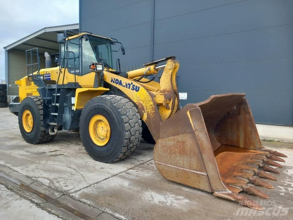 Komatsu WA500-7 轮式装载机