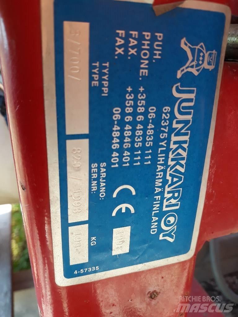 Junkkari 8/700 悬挂式喷雾机