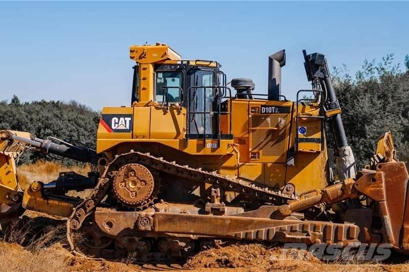 CAT D10T 履带式推土机