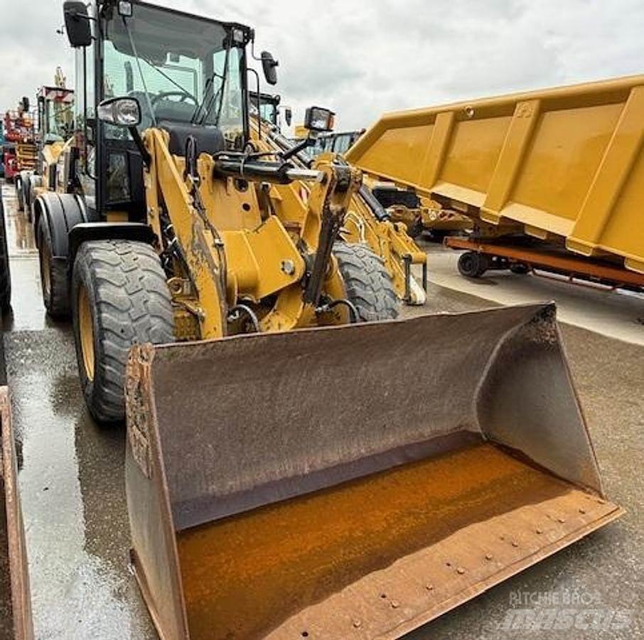 CAT 908M 轮式装载机
