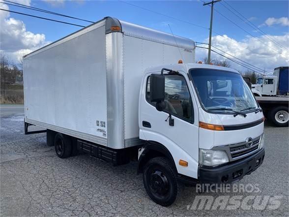 Hino 145 饮料运输车