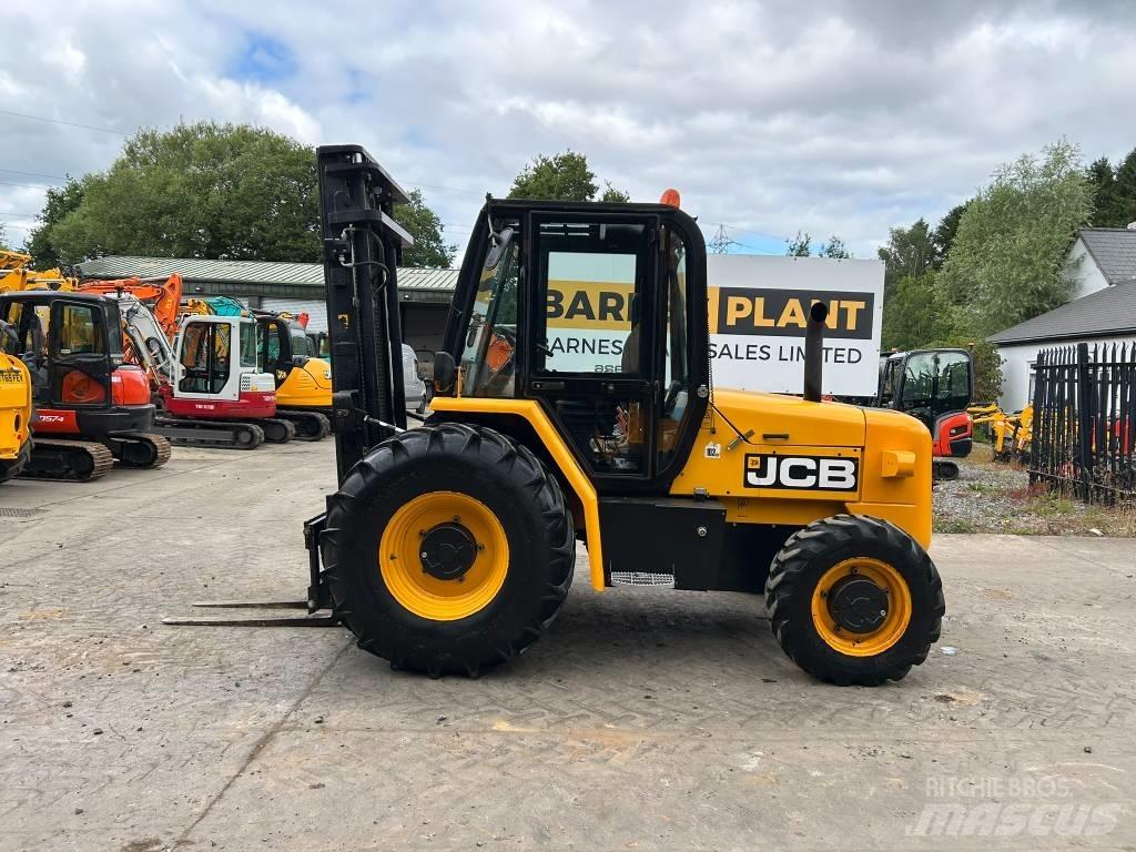 JCB 926 RTFL 越野叉车|叉装车