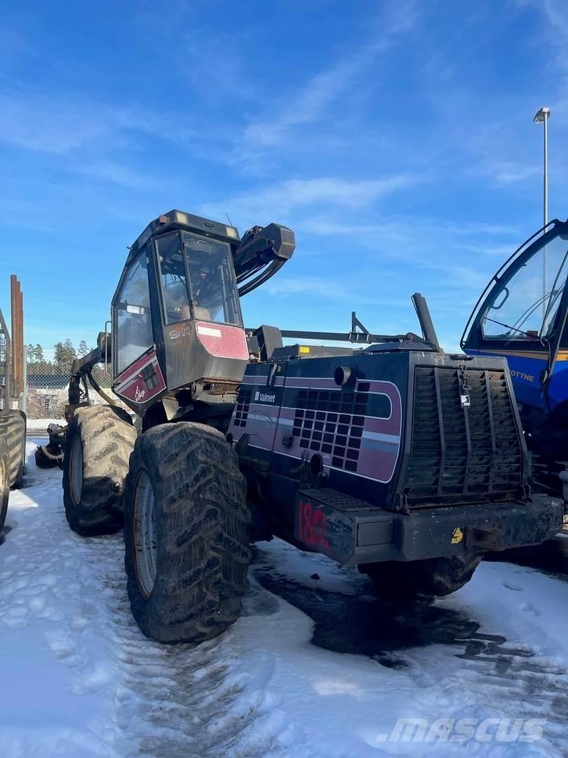 Valmet 911 收割机