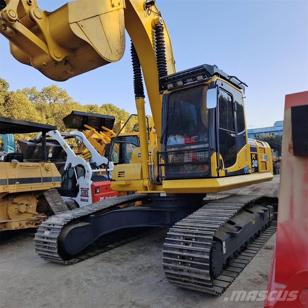 Komatsu PC 240 履带挖掘机