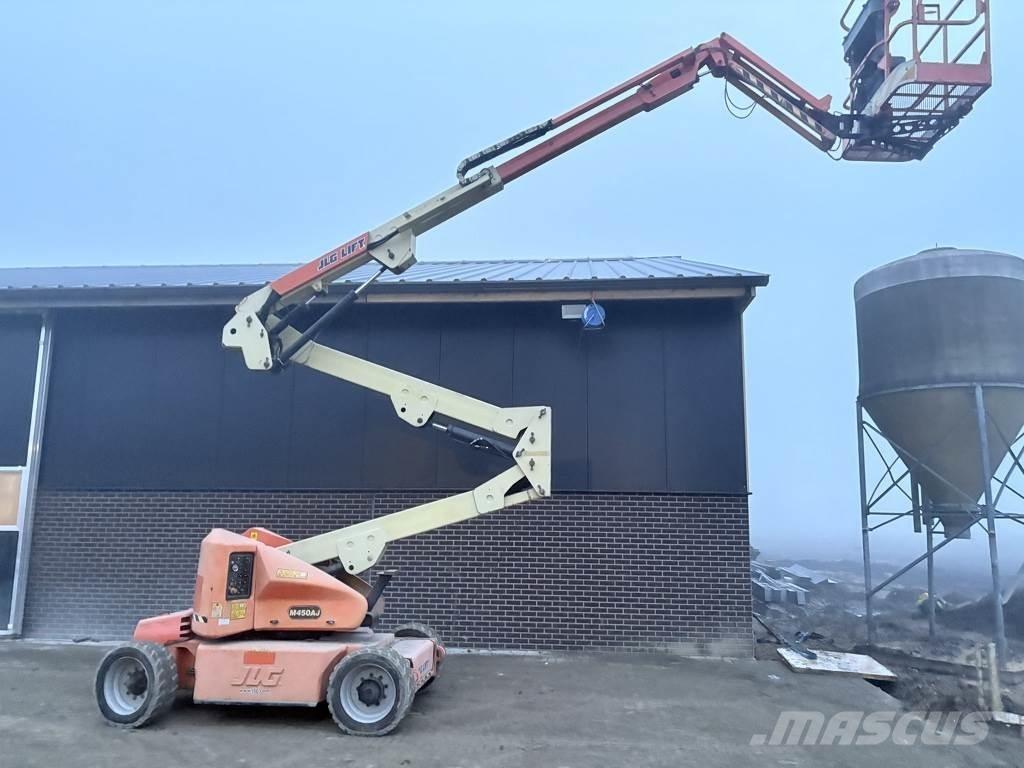 JLG 450aj 曲臂高空工作平台