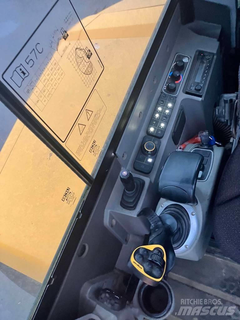 JCB 57C-1 小型挖掘机