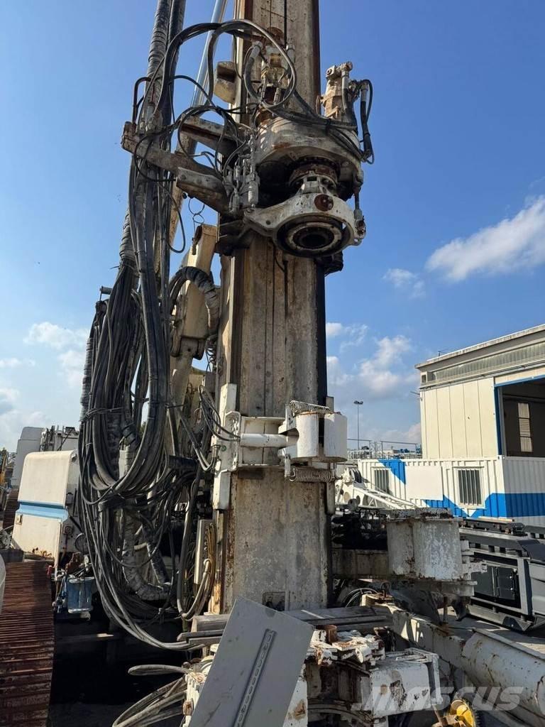 Soilmec R312 / 200 工程钻机