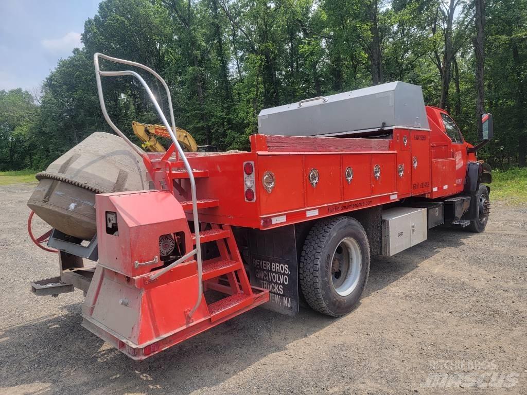 GMC 7500 皮卡车