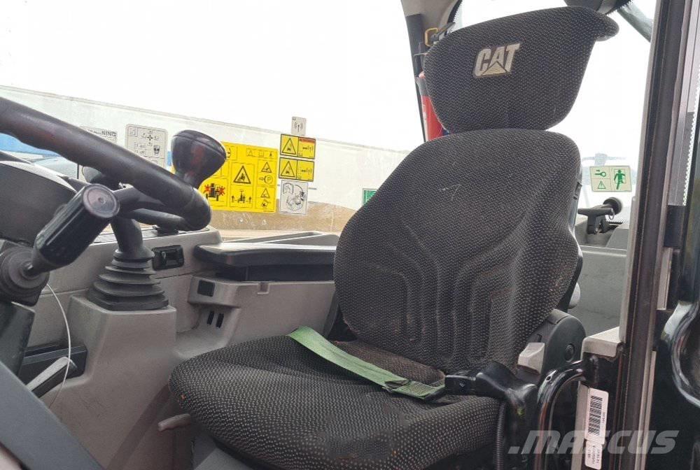 CAT TH 408 D 电动叉车