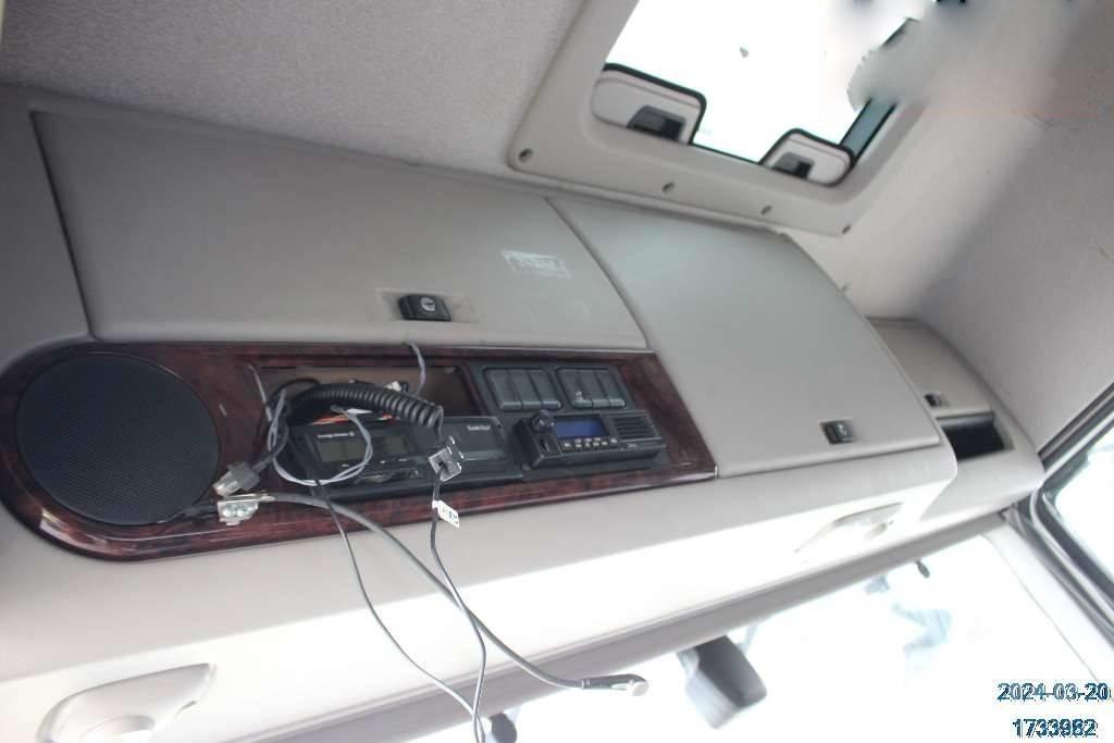 DAF XF 510 驾驶室与内部