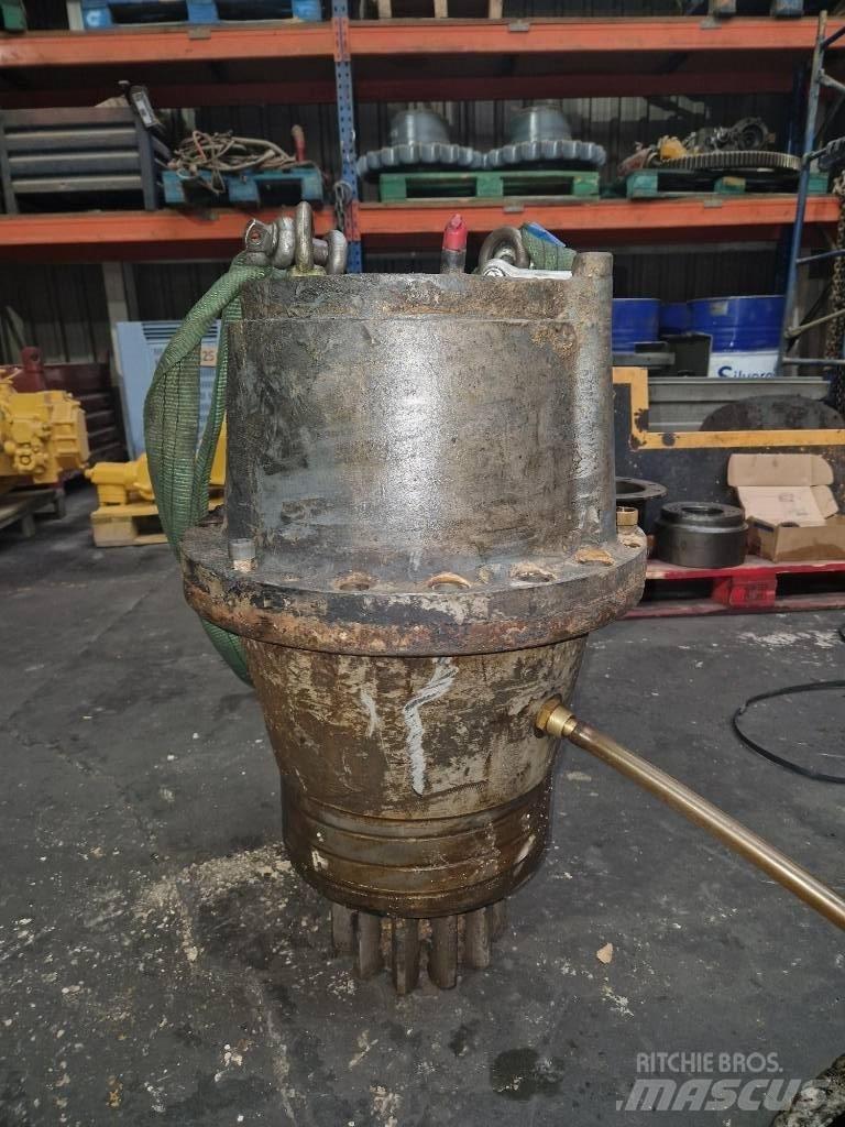 Liebherr R 964 B 底盘和悬架