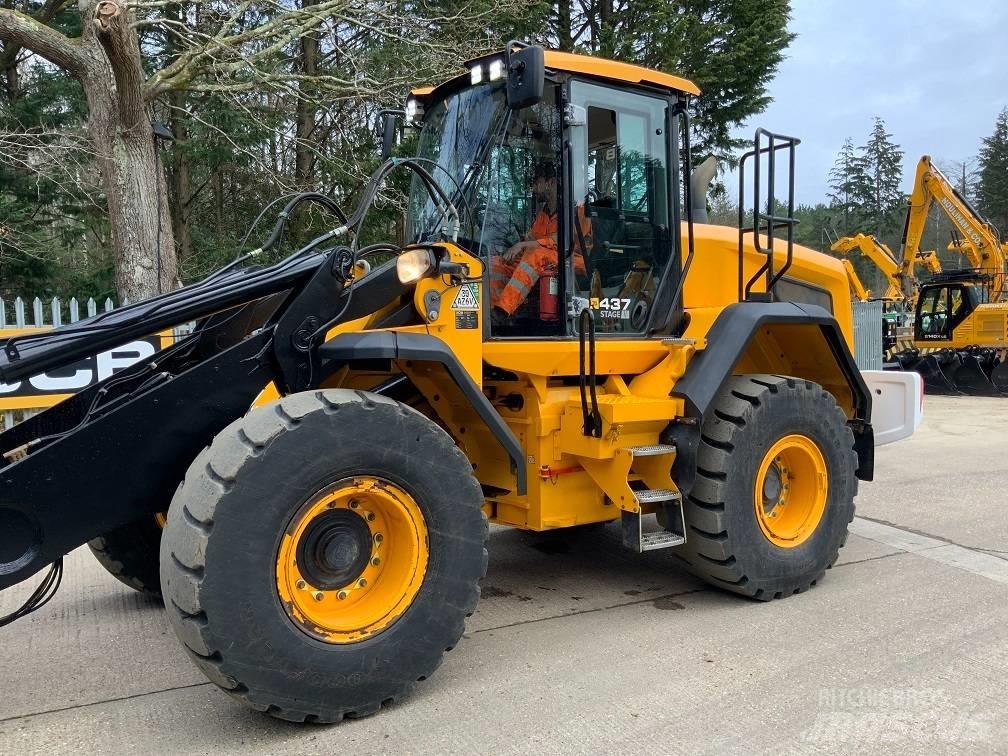 JCB 437 HT 轮式装载机