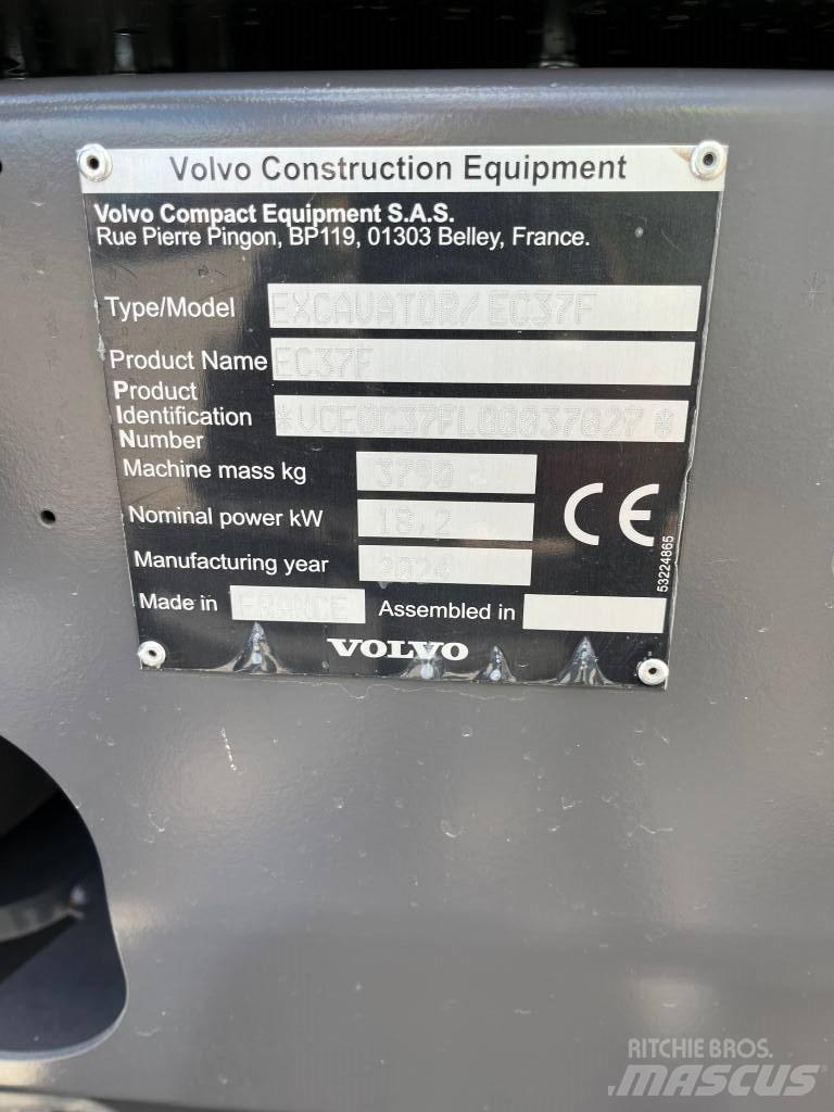 Volvo EC37F 小型挖掘机