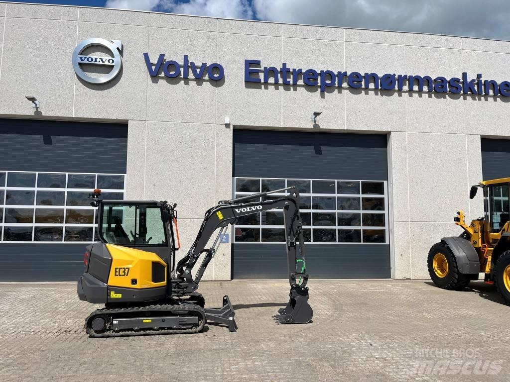Volvo EC37F 小型挖掘机