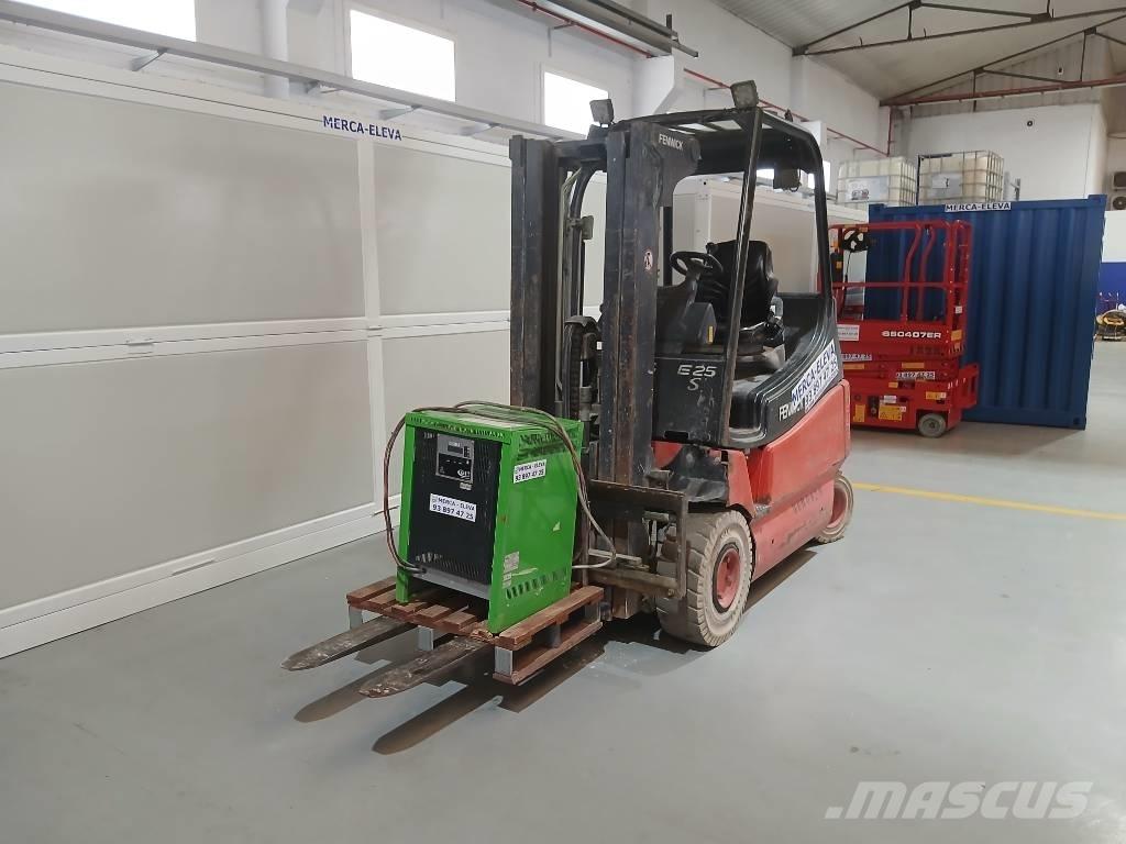 Linde E25/600-336 电动叉车