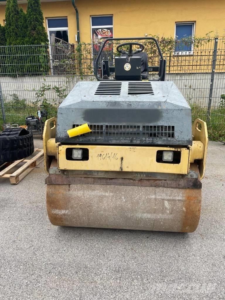 Bomag BW 120 AD-3 双轮压路机