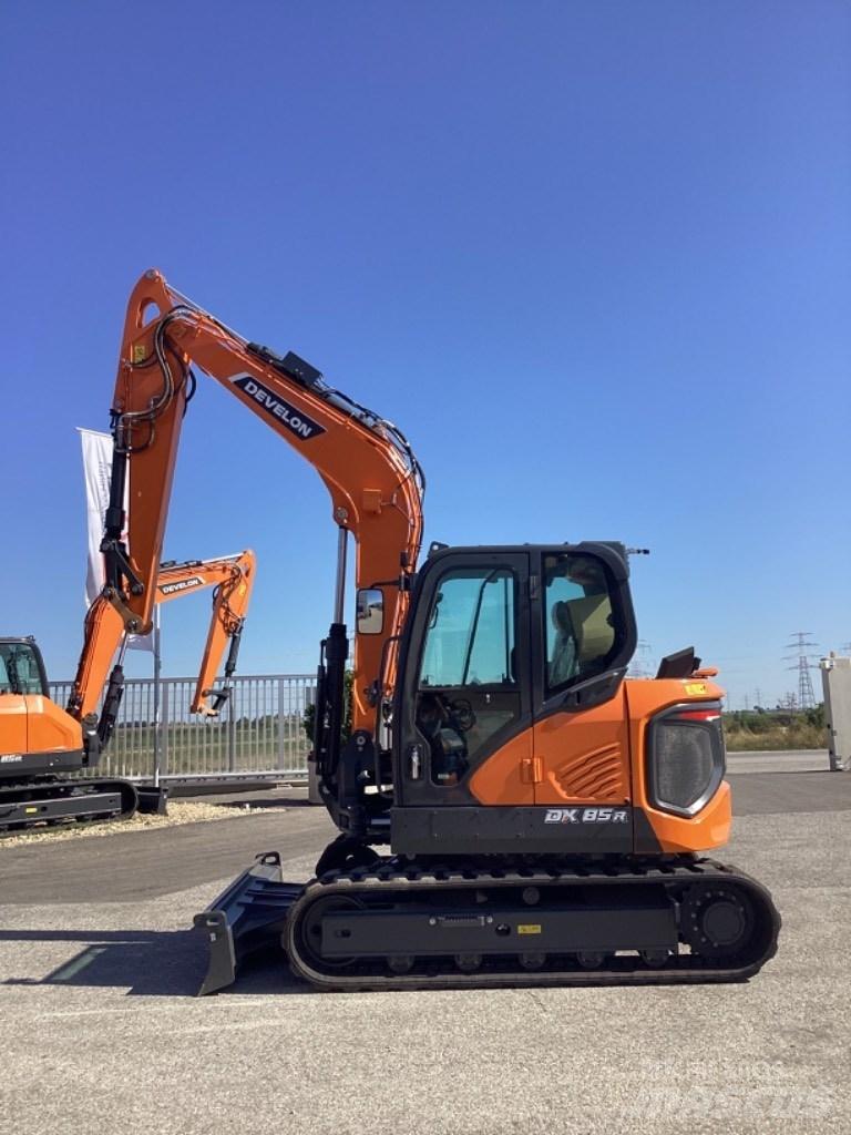Develon DX85R-7 中型挖掘机