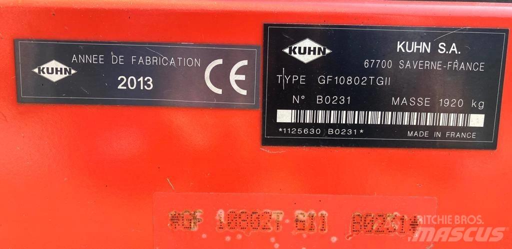 Kuhn GF 10802 T G II 犁耙和摊草机
