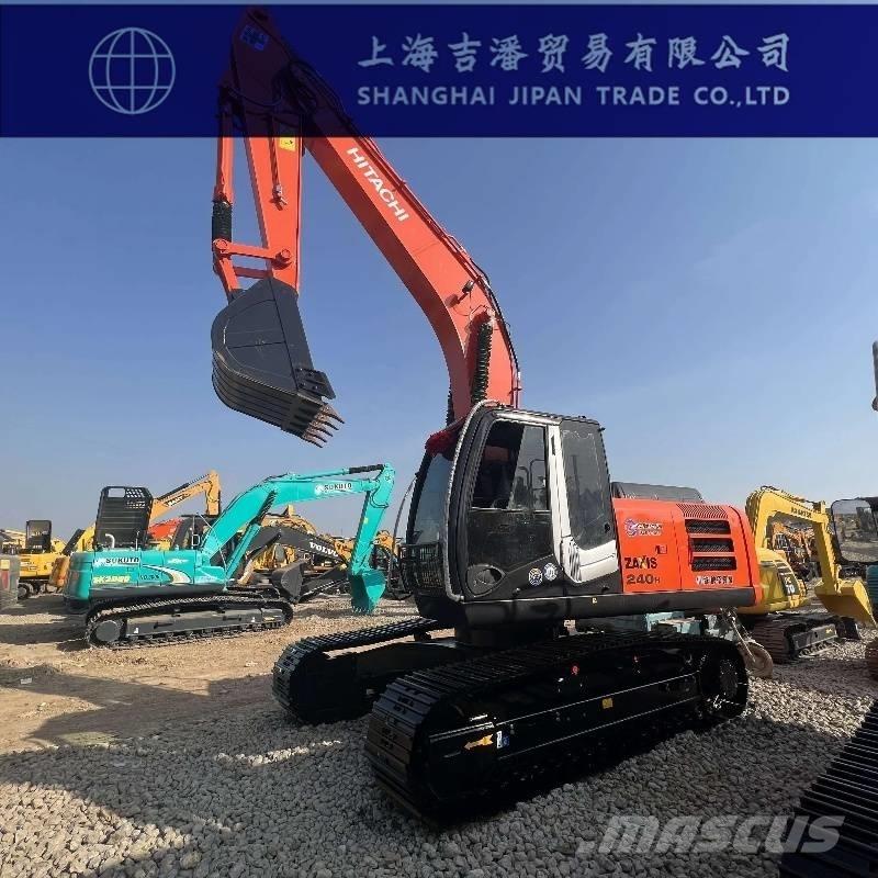 Hitachi ZX 240 履带挖掘机