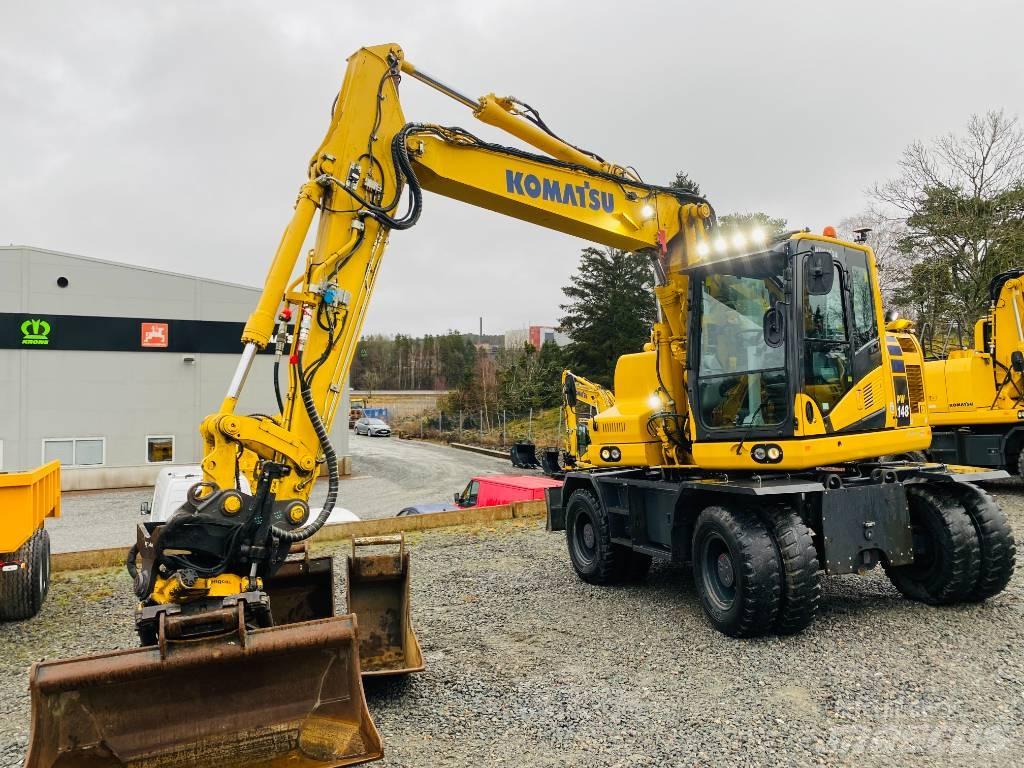 Komatsu PW148-11 轮式挖掘机