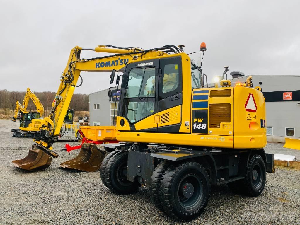 Komatsu PW148-11 轮式挖掘机