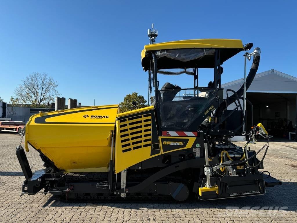 Bomag BF 300 C-2 沥青摊铺机