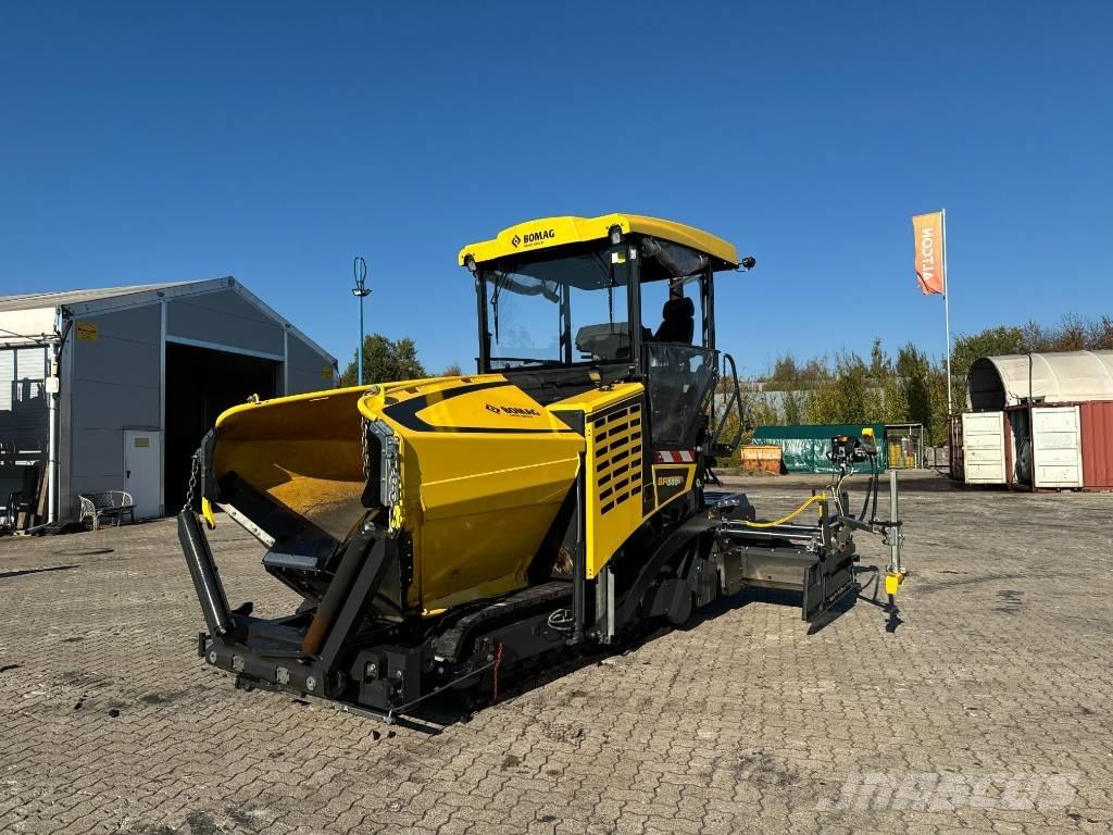 Bomag BF 300 C-2 沥青摊铺机