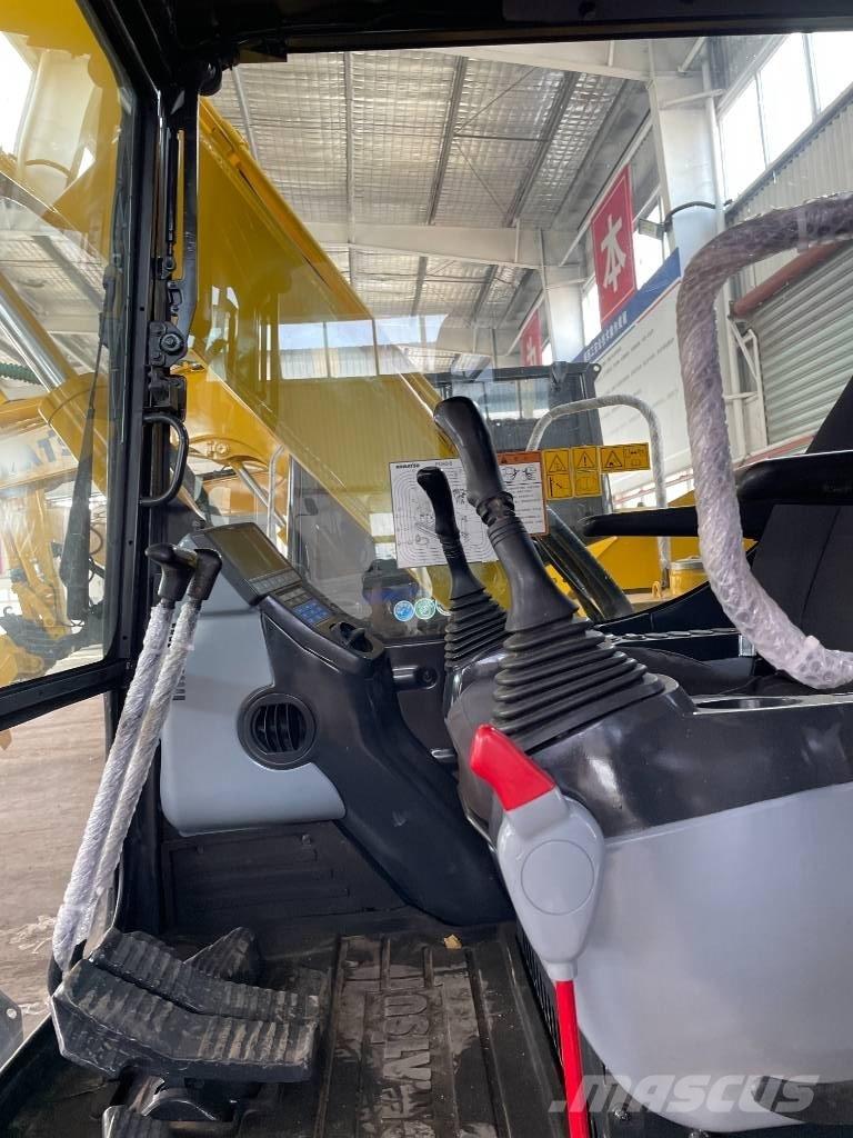 Komatsu PC 70 中型挖掘机