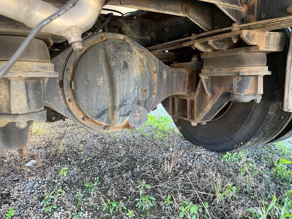 International 4900 油罐车
