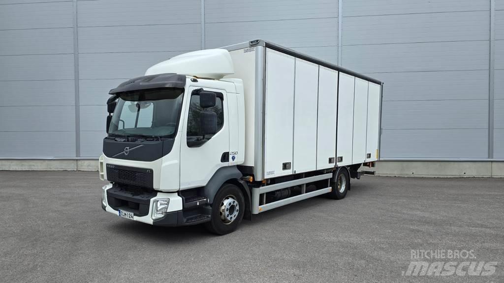 Volvo FL 厢式货车