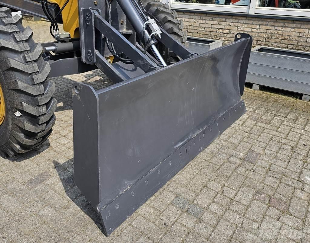 XCMG Frontblade 其他附件和组件