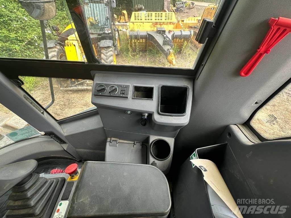 Hamm HC130I 单轮压路机
