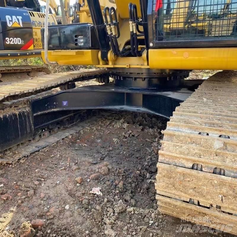 CAT 320 D 履带挖掘机