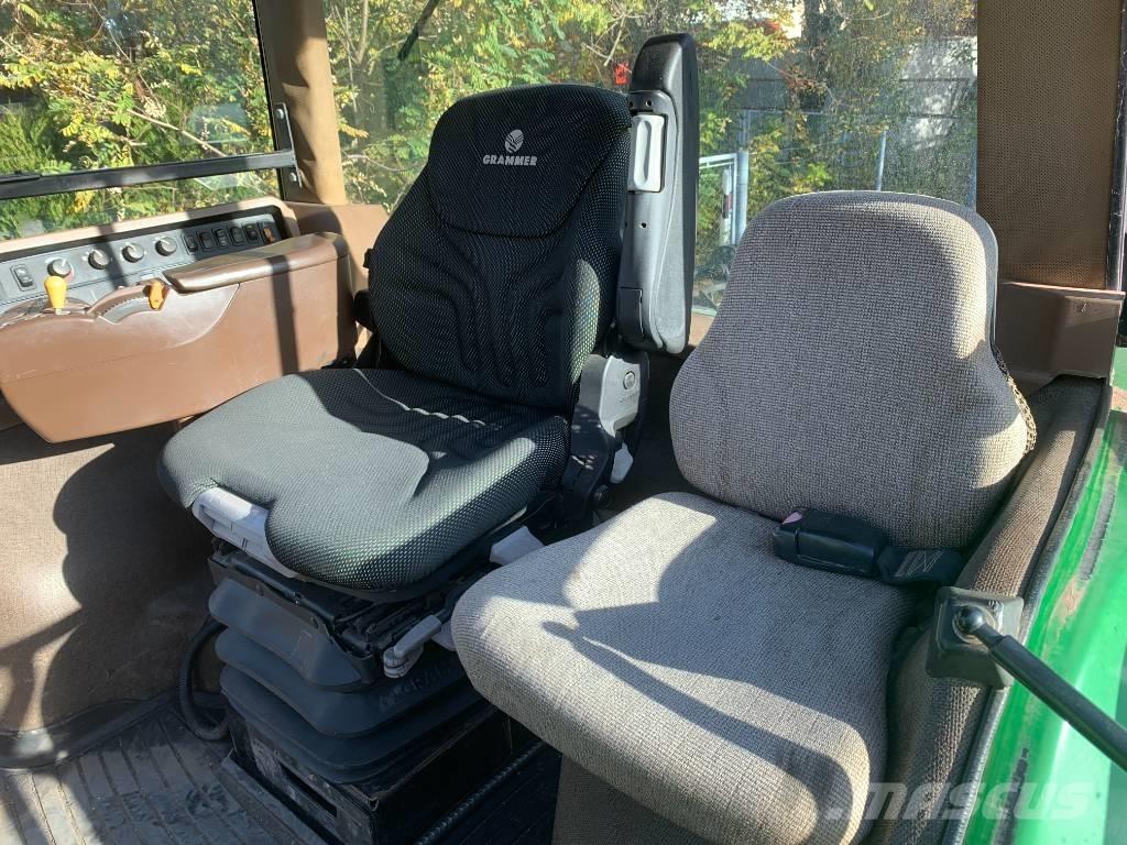 John Deere 8230 拖拉机/农用车