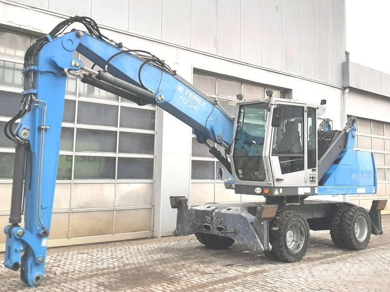 Fuchs MHL 320 D 工业挖掘机