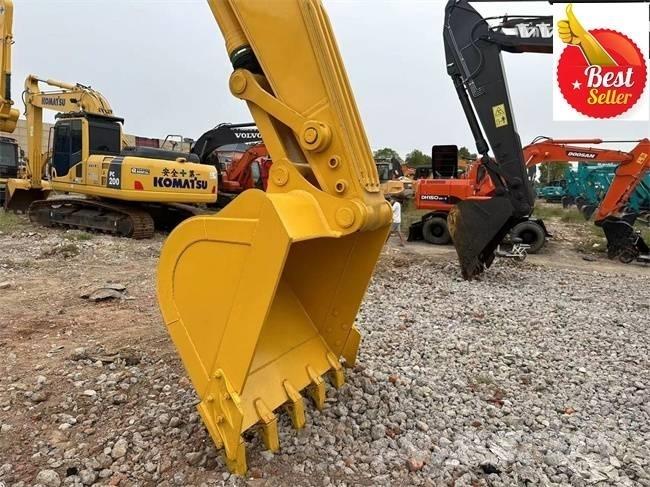 Komatsu PC 240 履带挖掘机