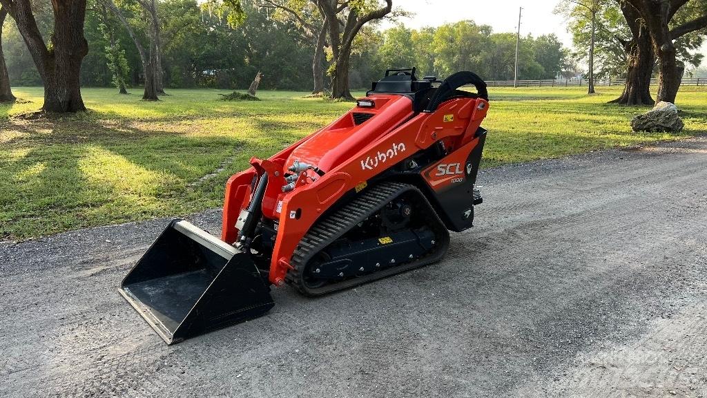 Kubota SCL 1000 滑移装载机