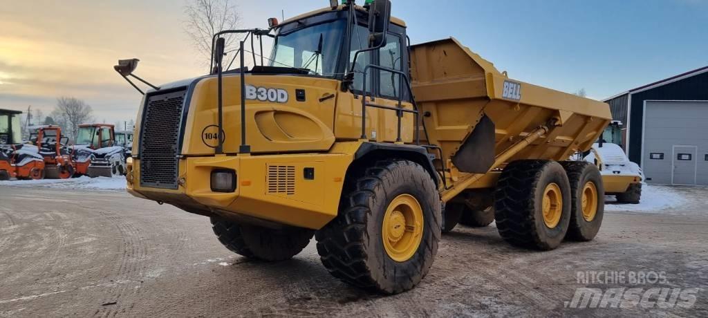 Bell B 30 D 6X6 铰接式自卸车