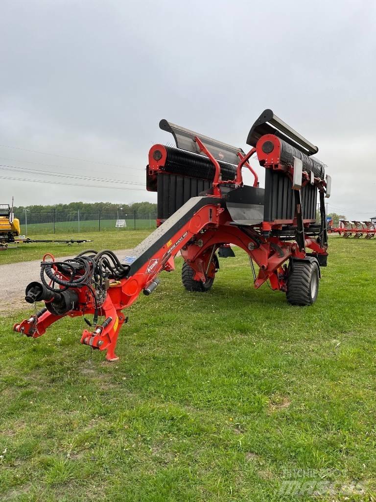 Kuhn Merge Maxx 950 料堆整形机