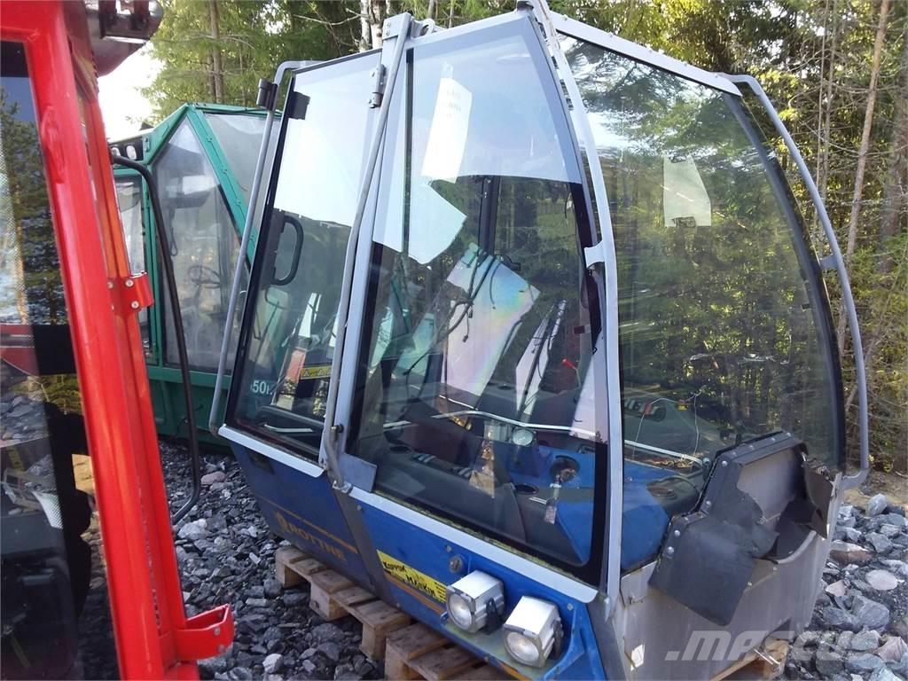 Rottne F18 驾驶室与内部