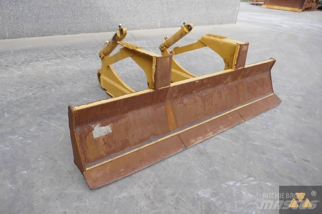 CAT Skidder blade 推铲