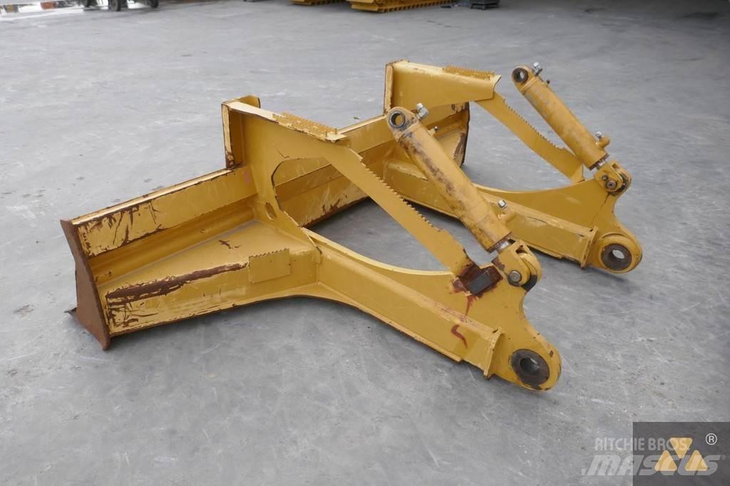 CAT Skidder blade 推铲