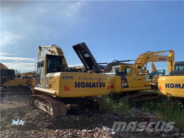 Komatsu PC 220-8 履带挖掘机