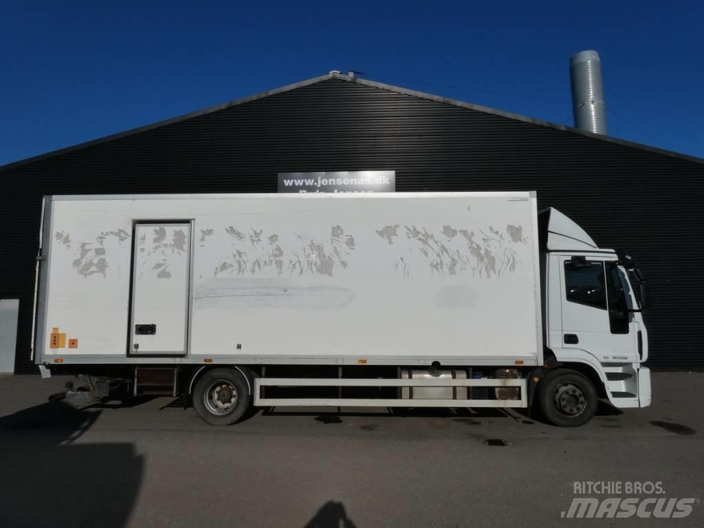 Iveco 120E 25 厢式货车