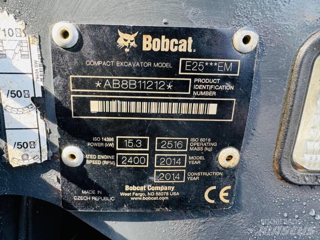 Bobcat E 25 小型挖掘机