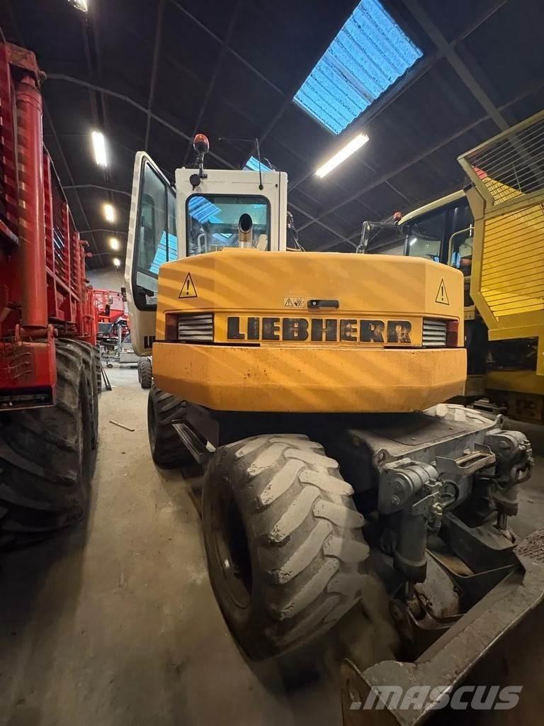 Liebherr A308 轮式挖掘机