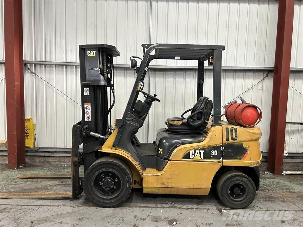 CAT GP30NT 天然气叉车