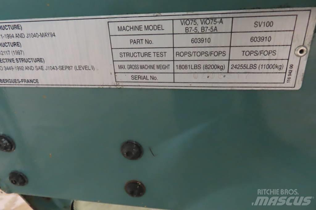 Yanmar Vio 75 驾驶室与内部