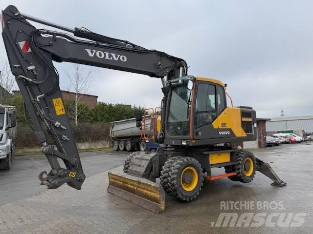 Volvo EW 220 E 轮式挖掘机